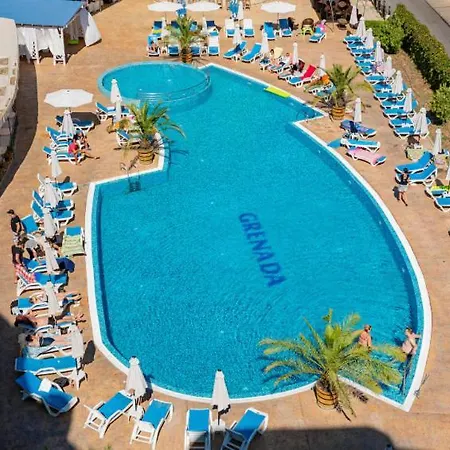 Apartmán Grenada Sunny - 300m De La *